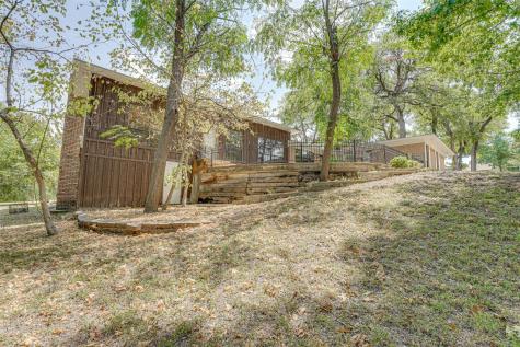 413 W Brand Road Garland TX 75040