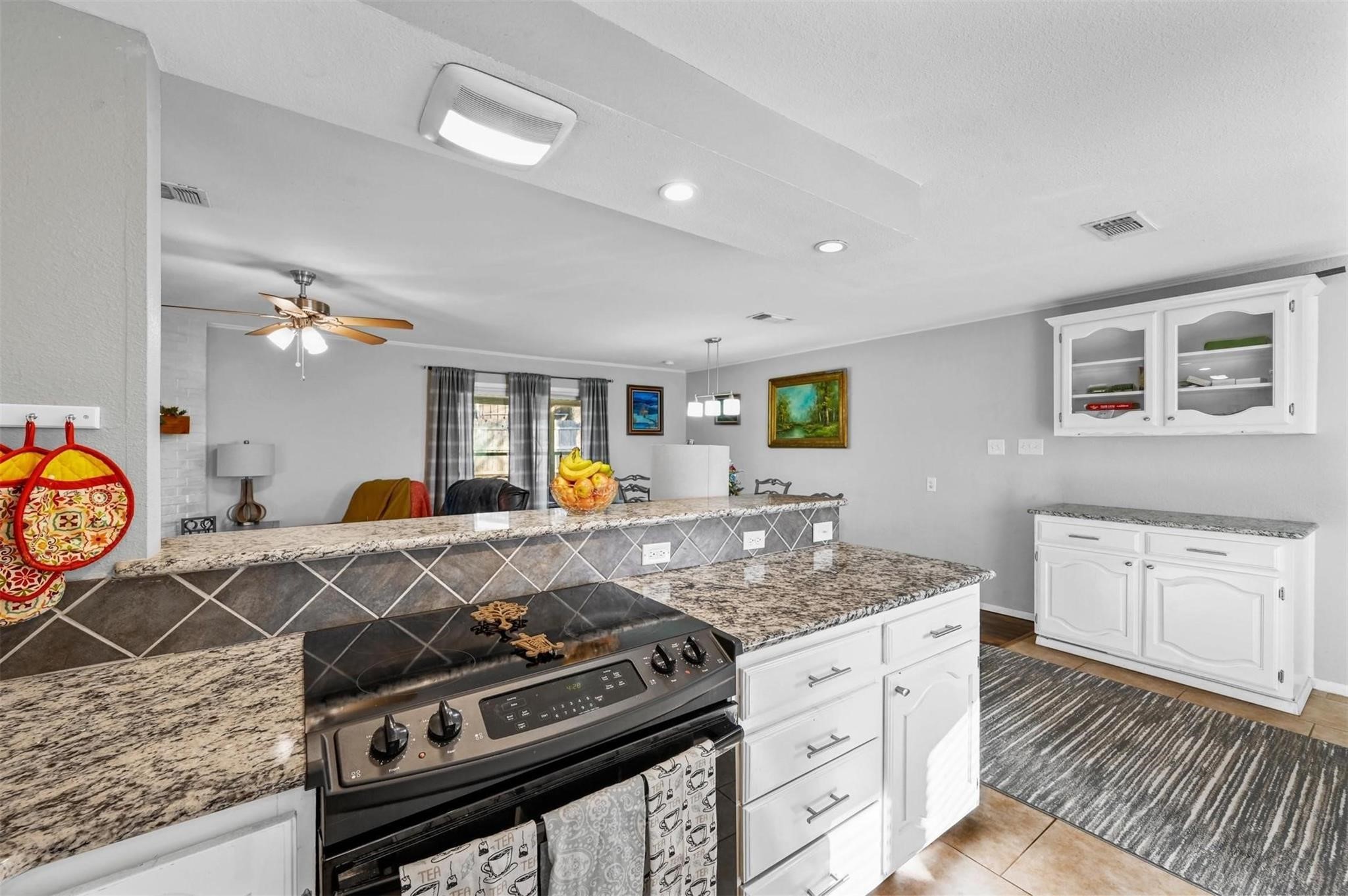 111 Longhorn Drive Gainesville TX 76240