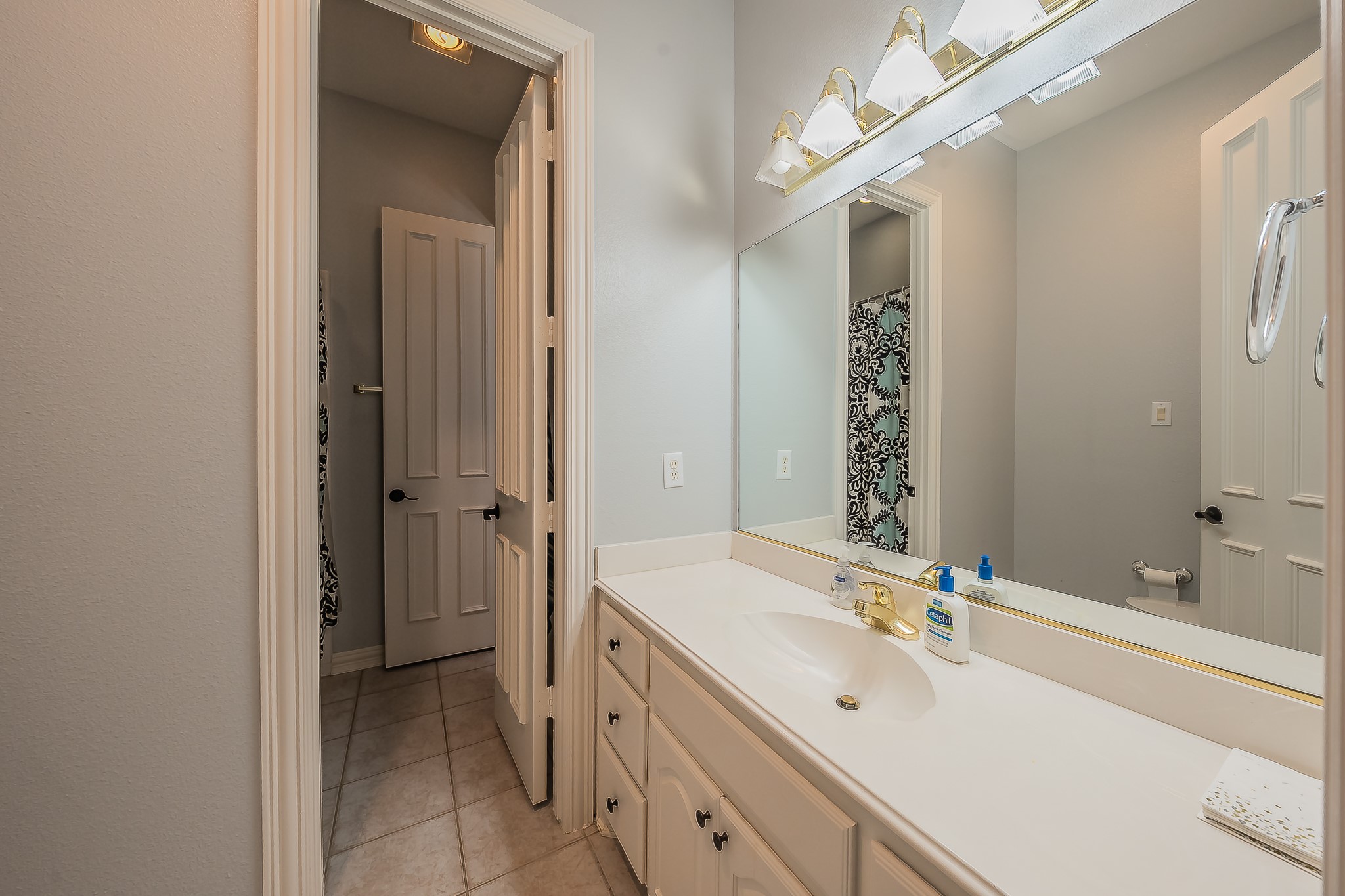 703 Henderson Court Allen TX 75013