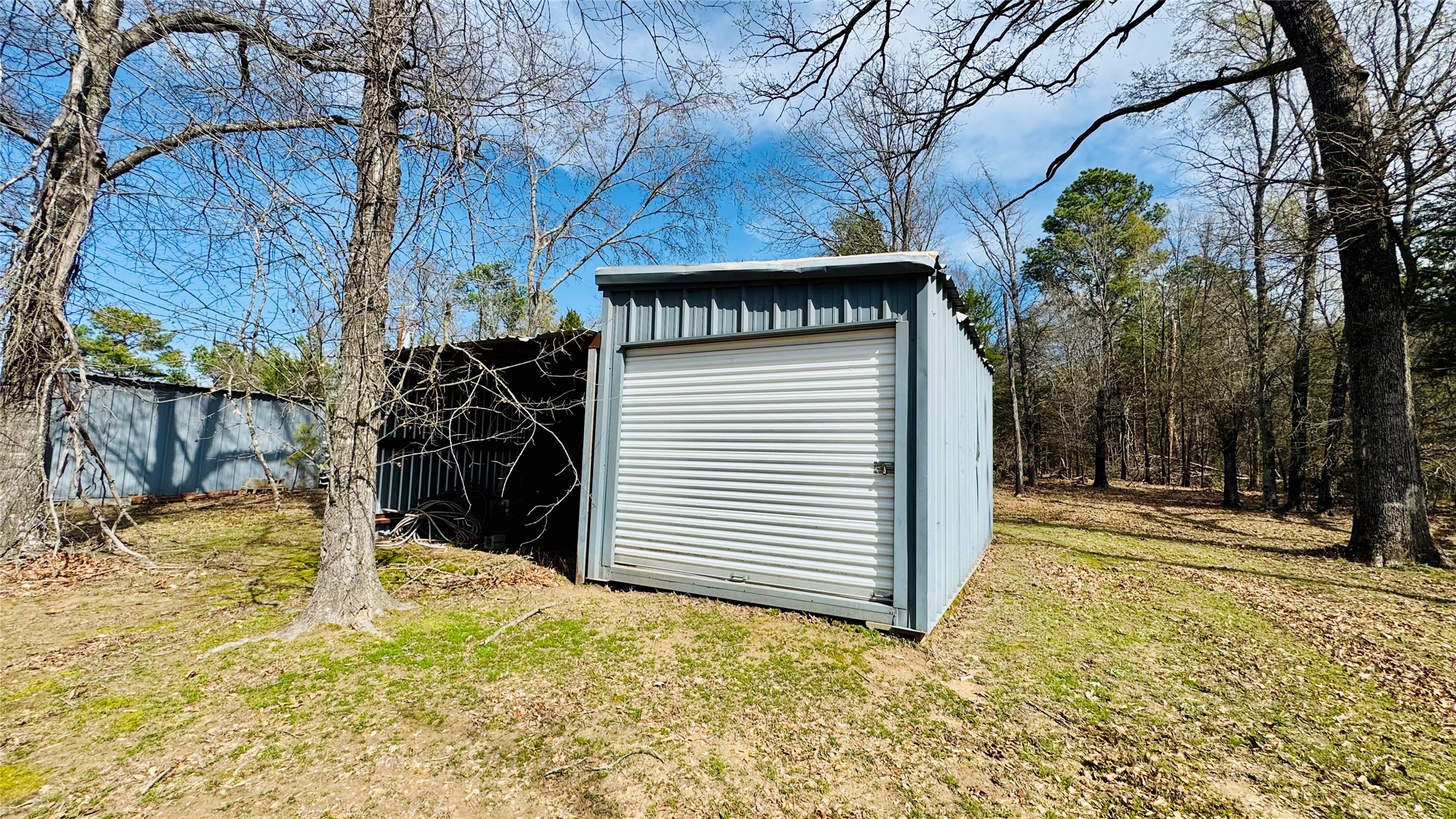 877 County Road 2010 Ivanhoe TX 75447