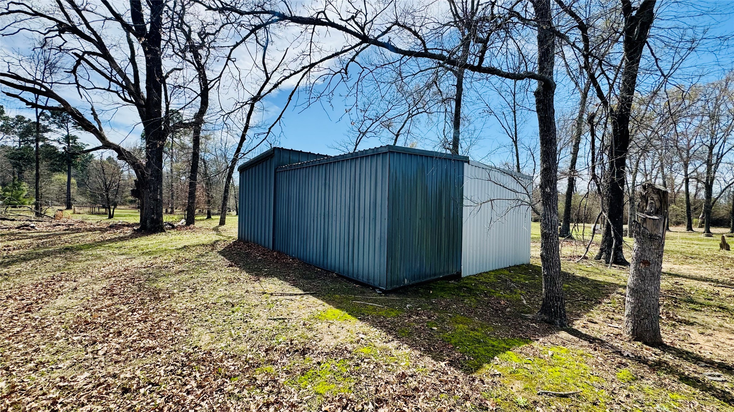 877 County Road 2010 Ivanhoe TX 75447