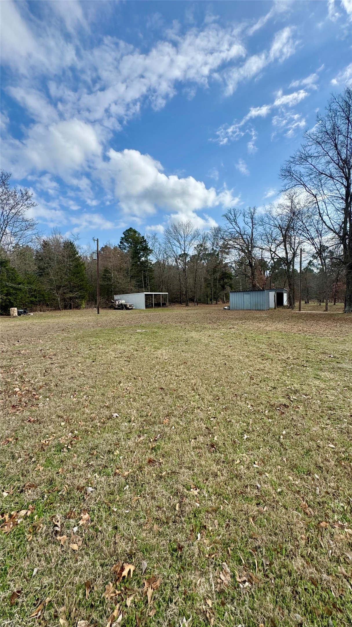 877 County Road 2010 Ivanhoe TX 75447