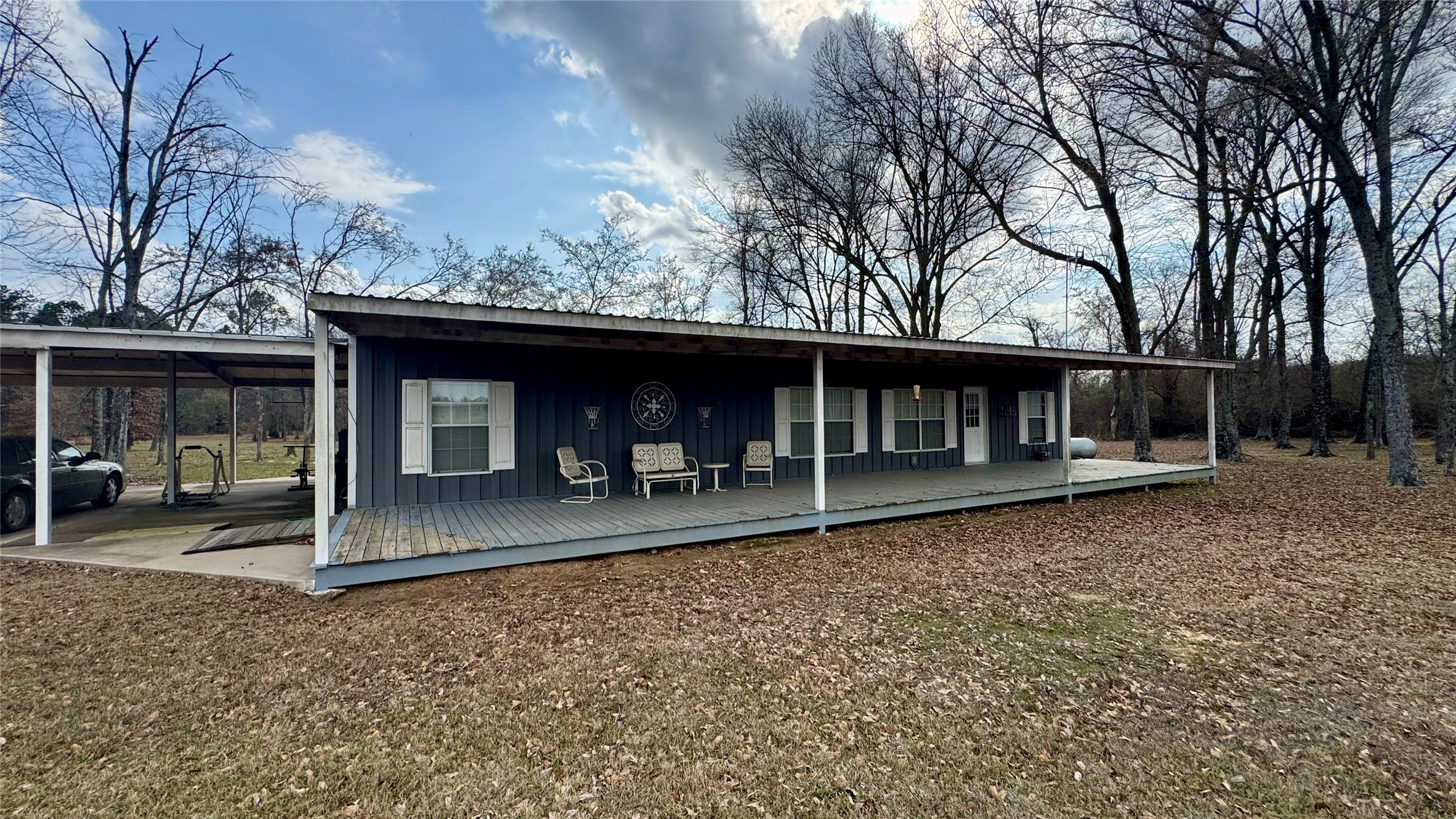 877 County Road 2010 Ivanhoe TX 75447