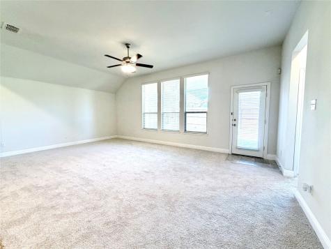 1413 River Vale Road Garland TX 75041