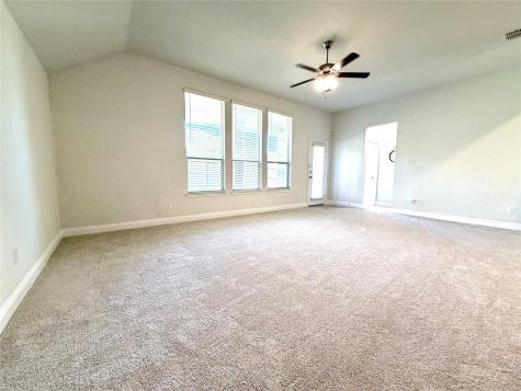 1413 River Vale Road Garland TX 75041
