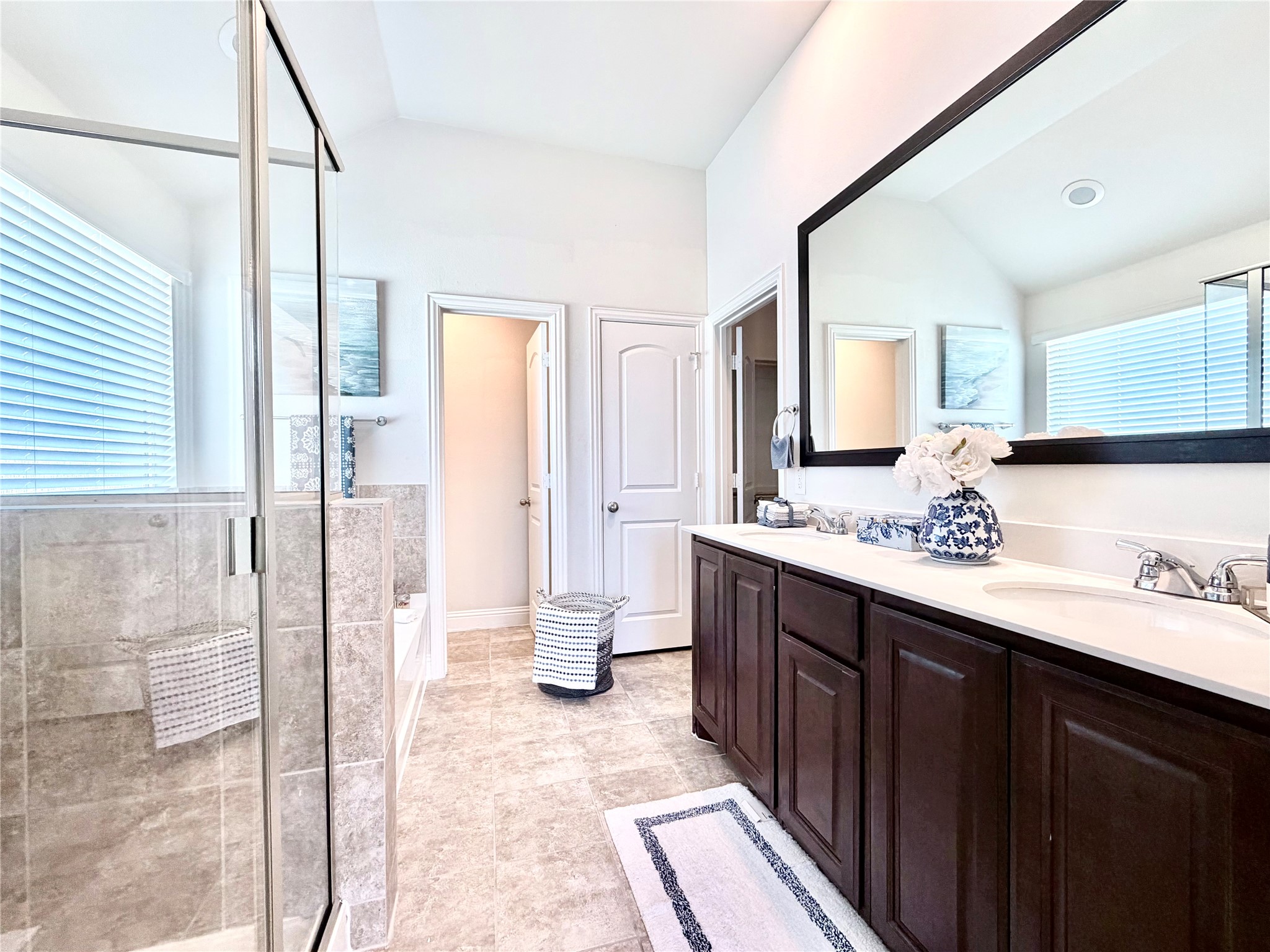 1413 River Vale Road Garland TX 75041