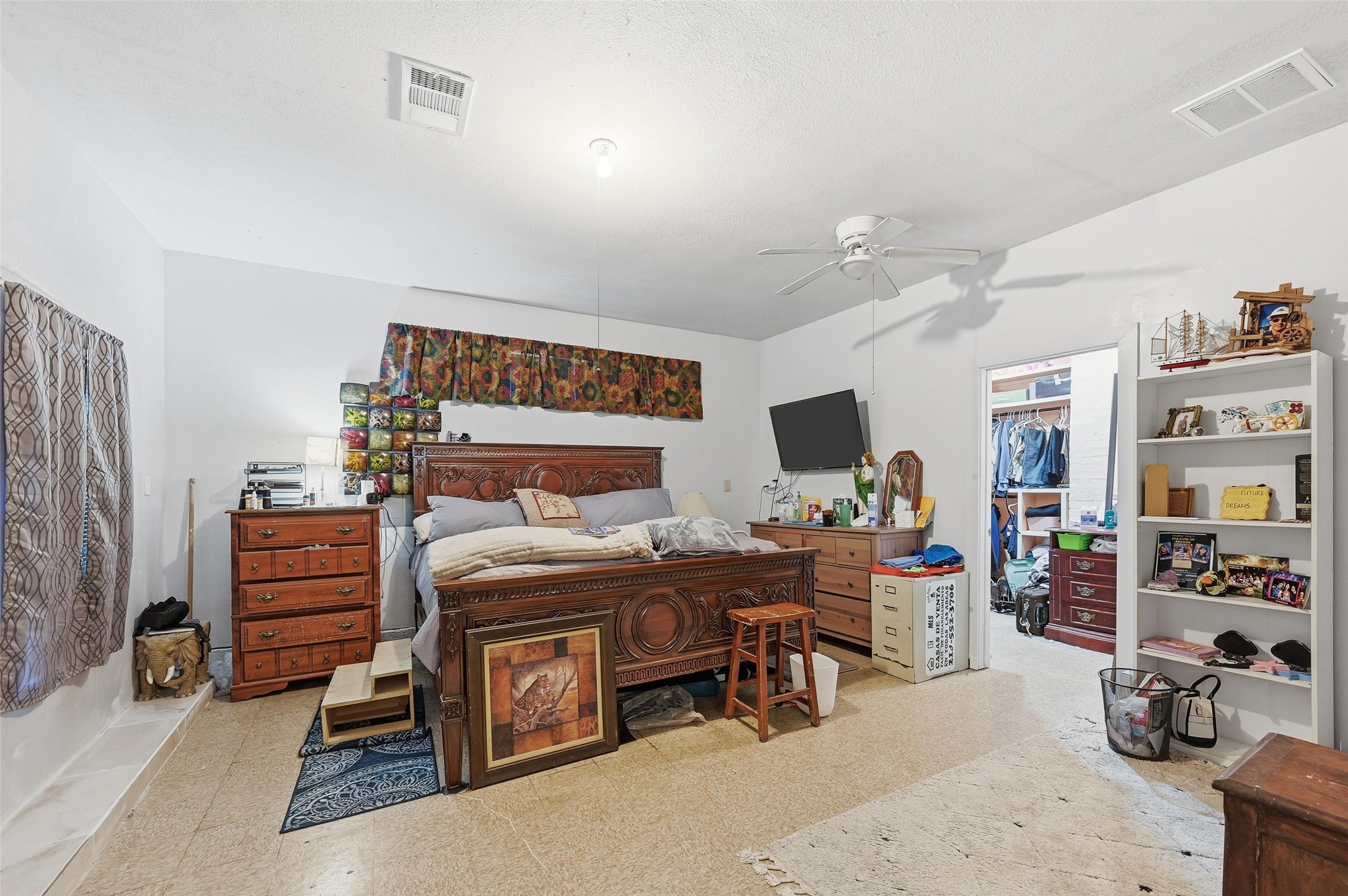 2010 Gross Road Dallas TX 75228