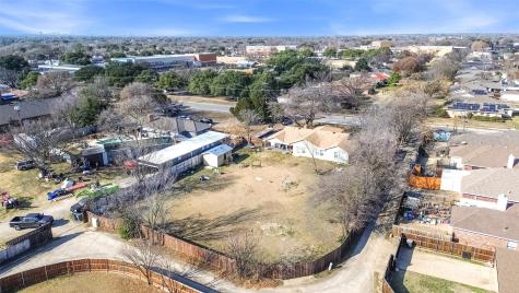2010 Gross Road Dallas TX 75228