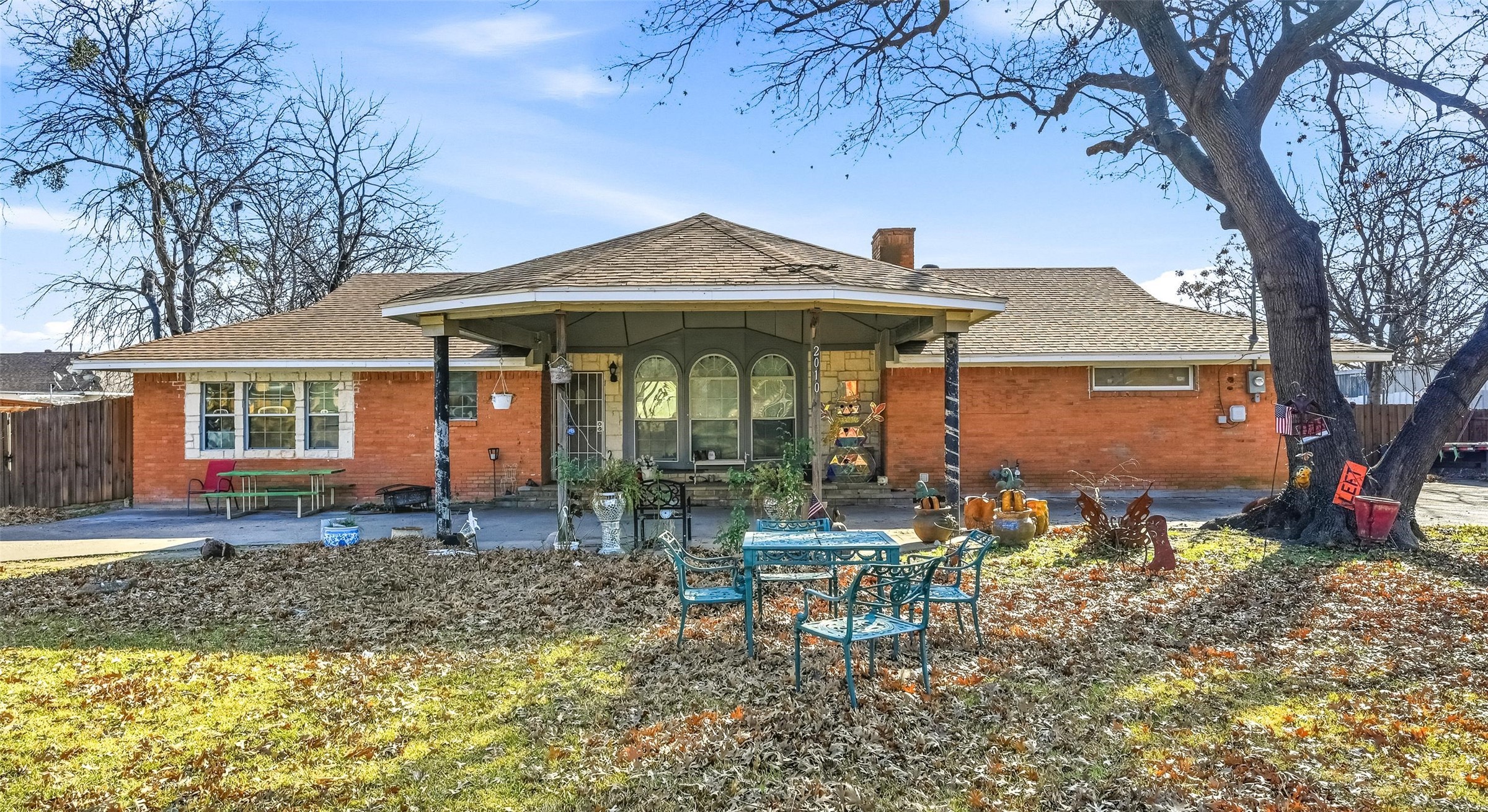 2010 Gross Road Dallas TX 75228