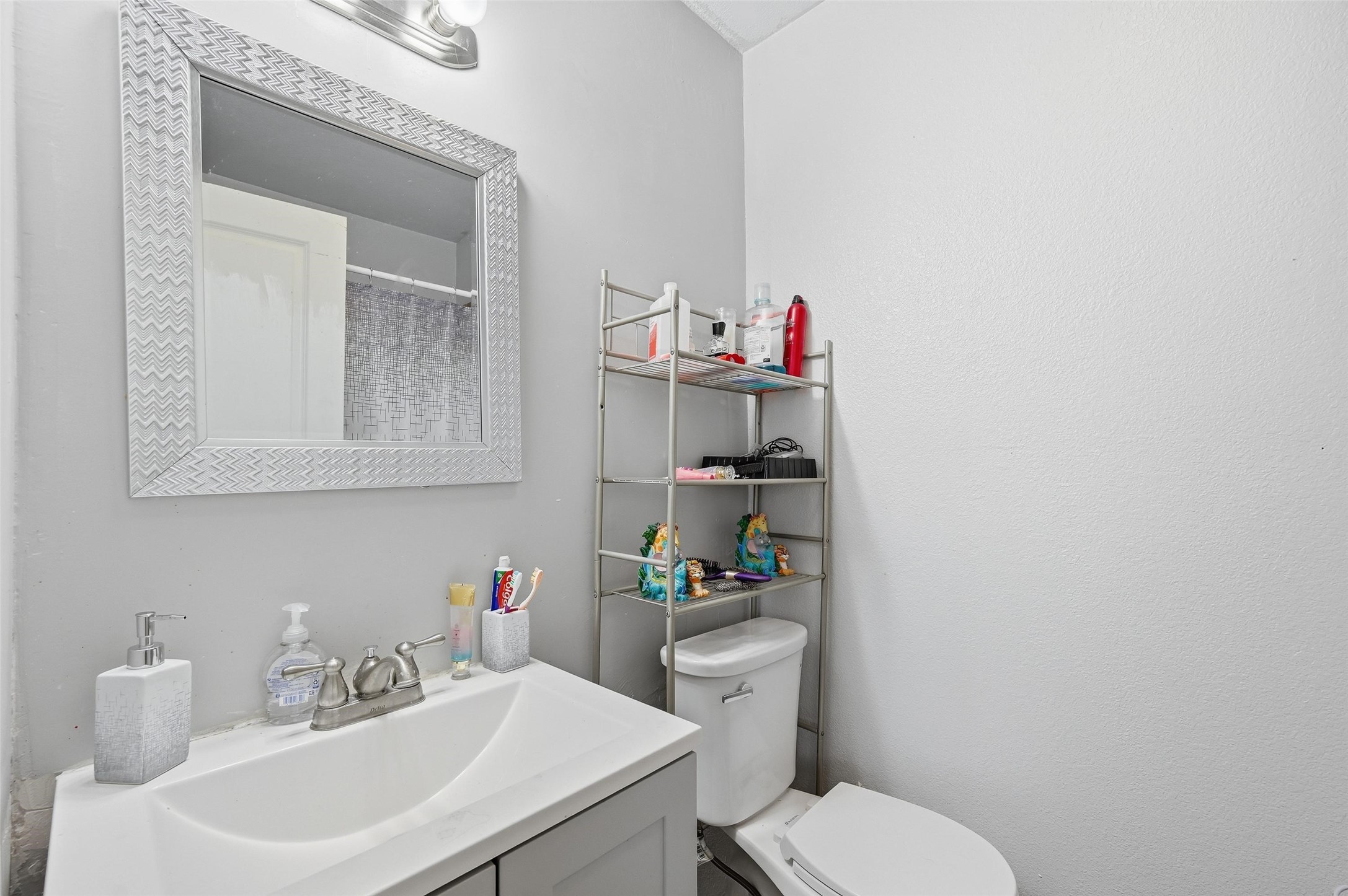 2010 Gross Road Dallas TX 75228