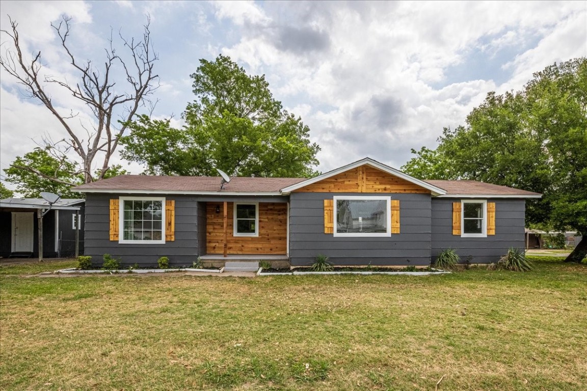 600 N Angelina Street Whitney TX 76692