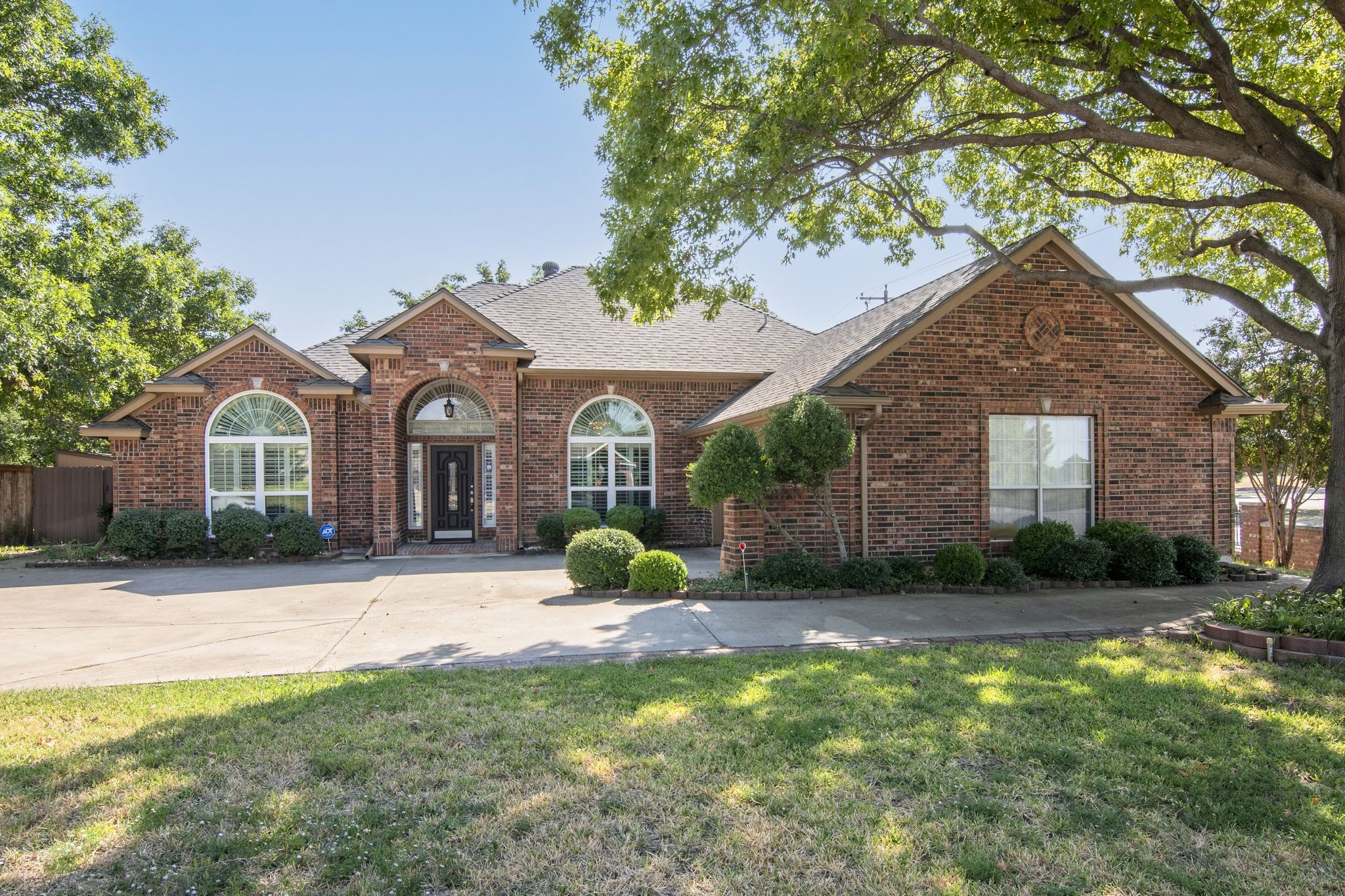 7900 Bridlewood Drive North Richland Hills TX 76182