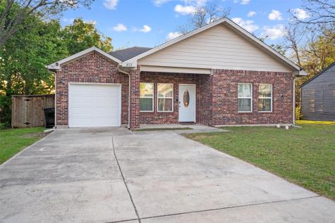 4112 Roberts Street Greenville TX 75401