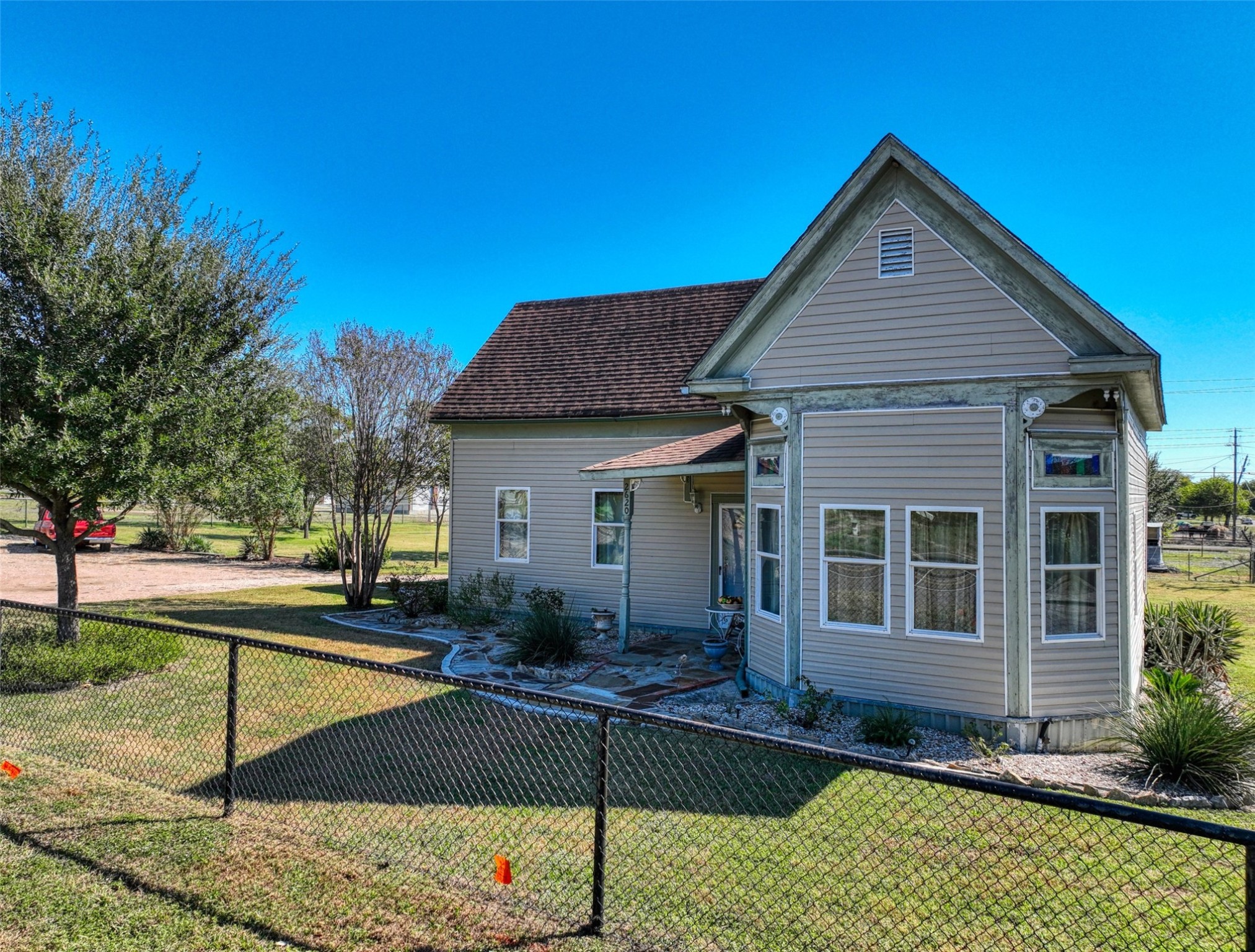 2620 State Highway 7 Chilton TX 76632