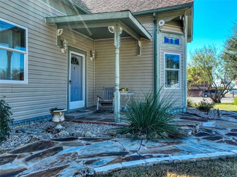 2620 State Highway 7 Chilton TX 76632