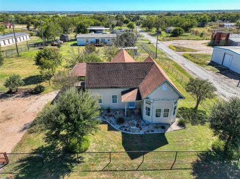 2620 State Highway 7 Chilton TX 76632