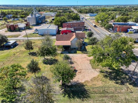 2620 State Highway 7 Chilton TX 76632