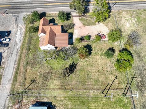 2620 State Highway 7 Chilton TX 76632