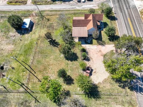 2620 State Highway 7 Chilton TX 76632