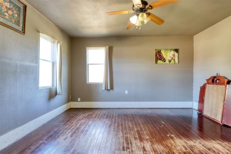 2620 State Highway 7 Chilton TX 76632