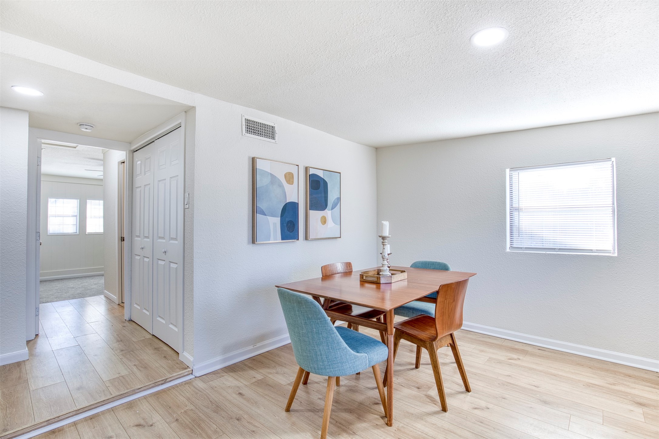 121 Sunflower Drive Garland TX 75041