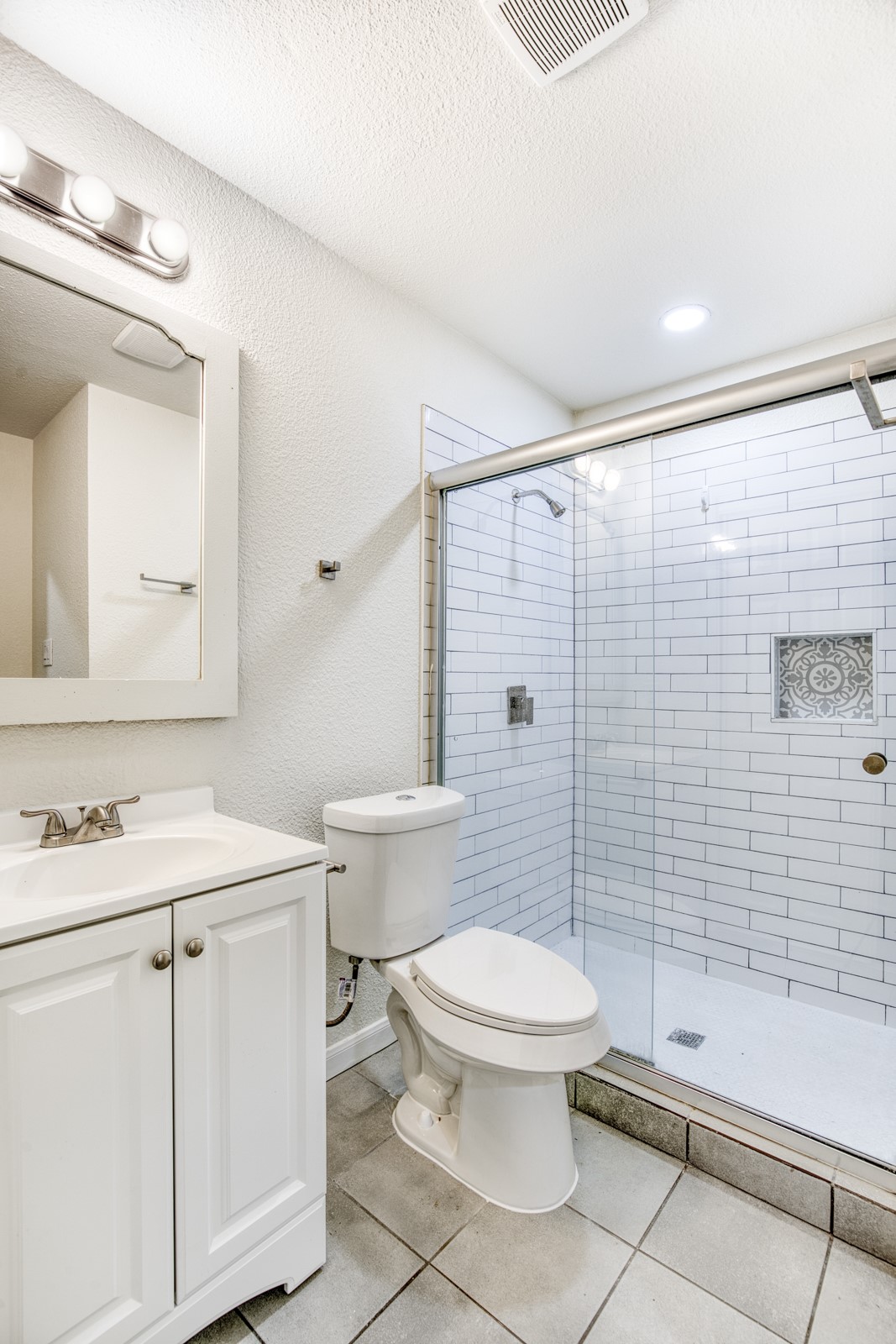 121 Sunflower Drive Garland TX 75041