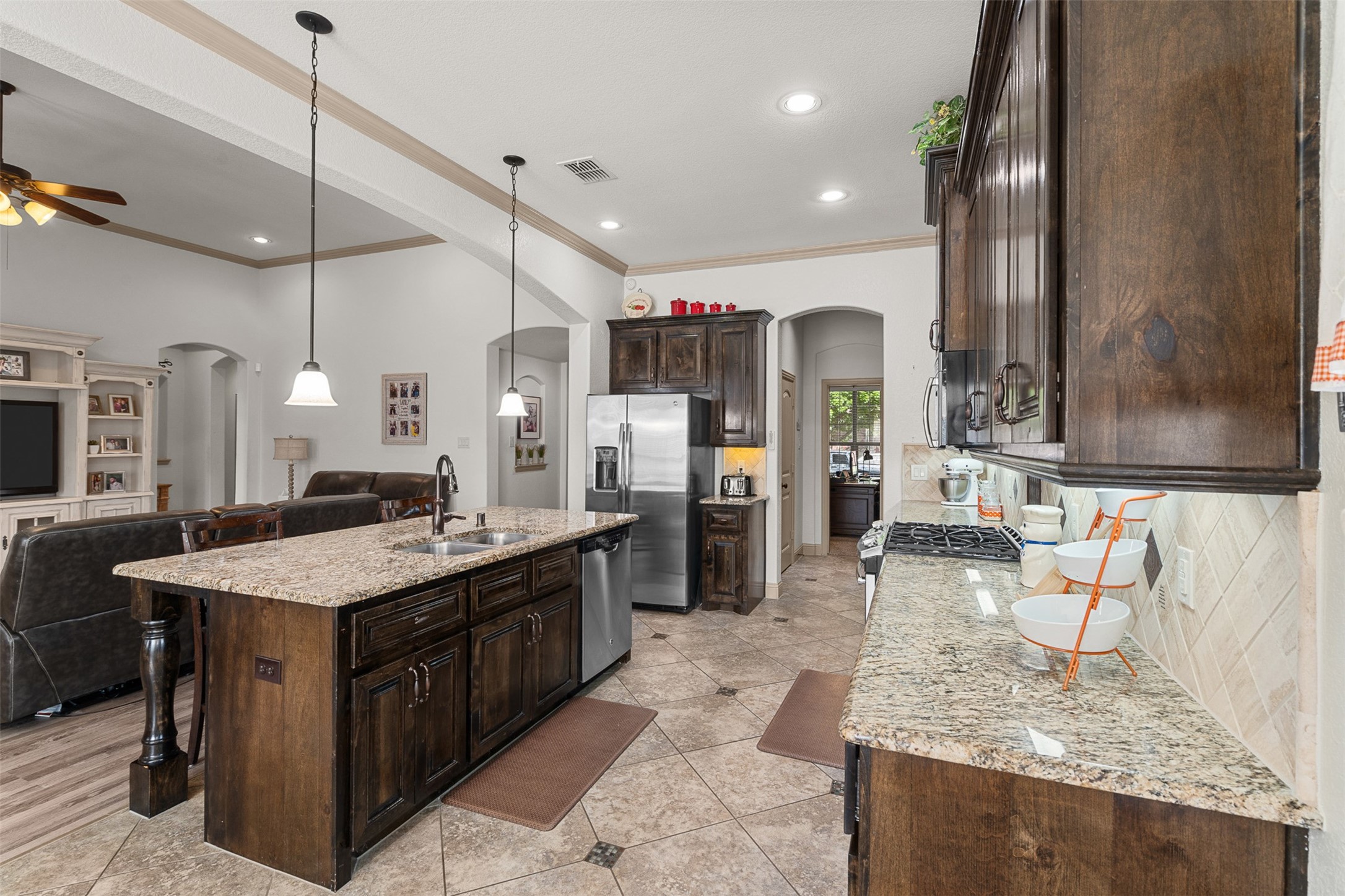 211 Chinaberry Trail Forney TX 75126
