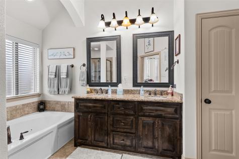211 Chinaberry Trail Forney TX 75126