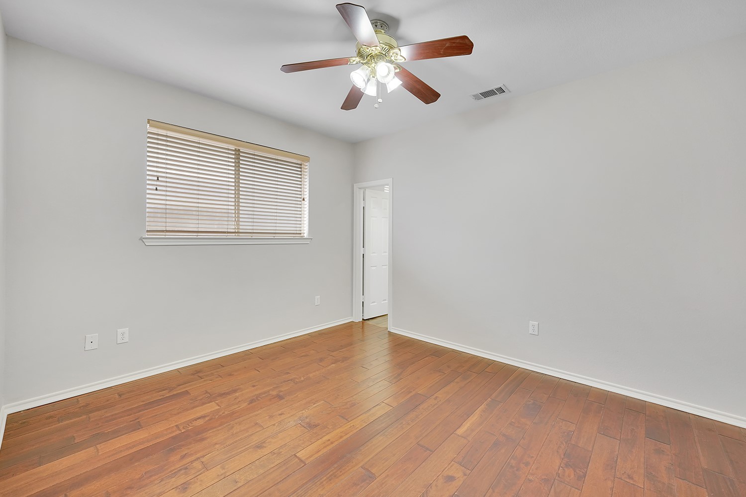 313 Texas Drive Lake Dallas TX 75065