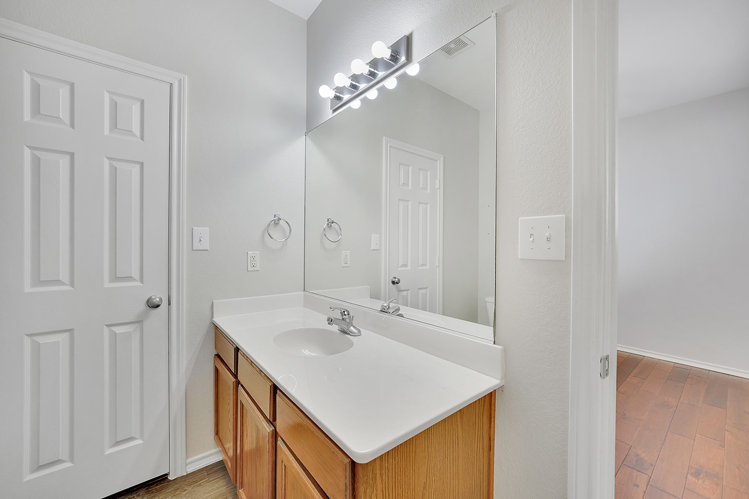 313 Texas Drive Lake Dallas TX 75065