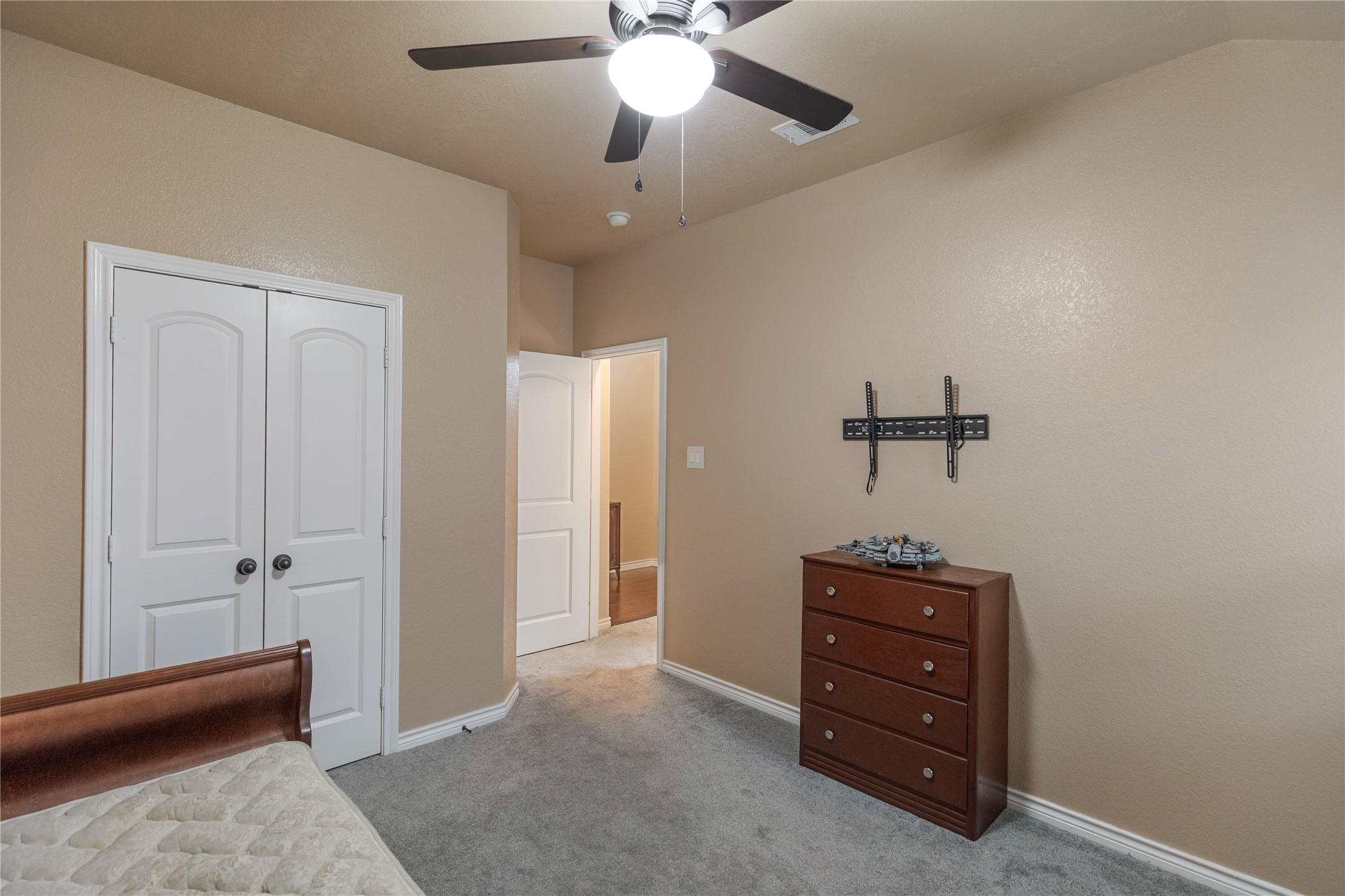 404 Brookhollow Lane Saginaw TX 76131