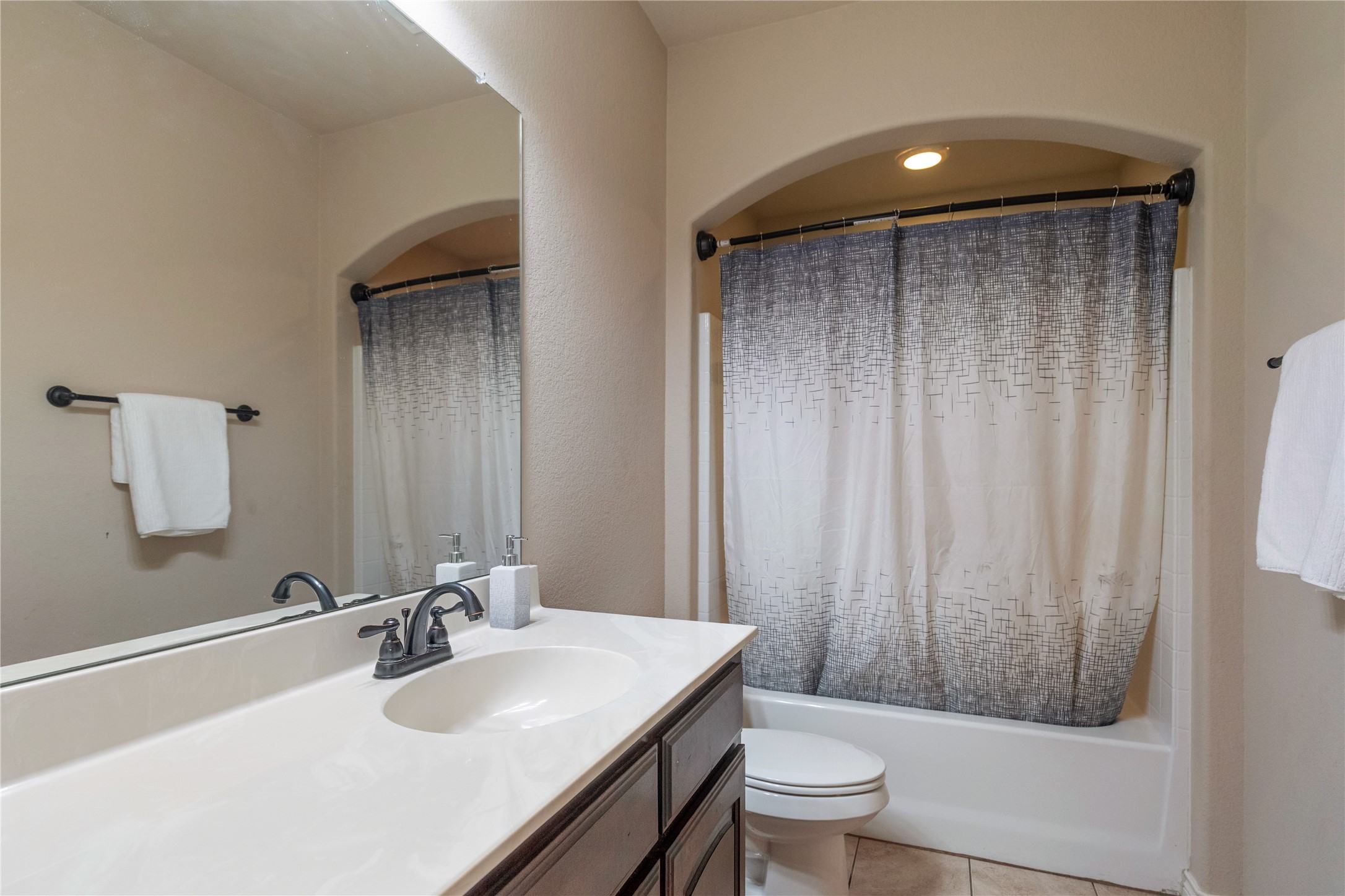 404 Brookhollow Lane Saginaw TX 76131