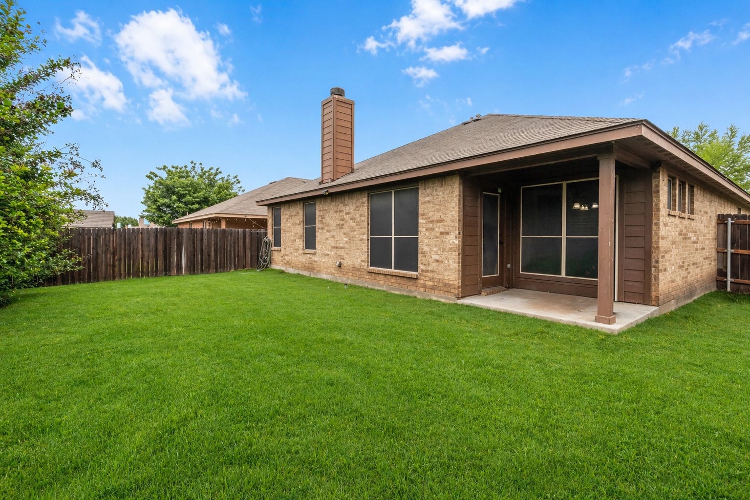 404 Brookhollow Lane Saginaw TX 76131