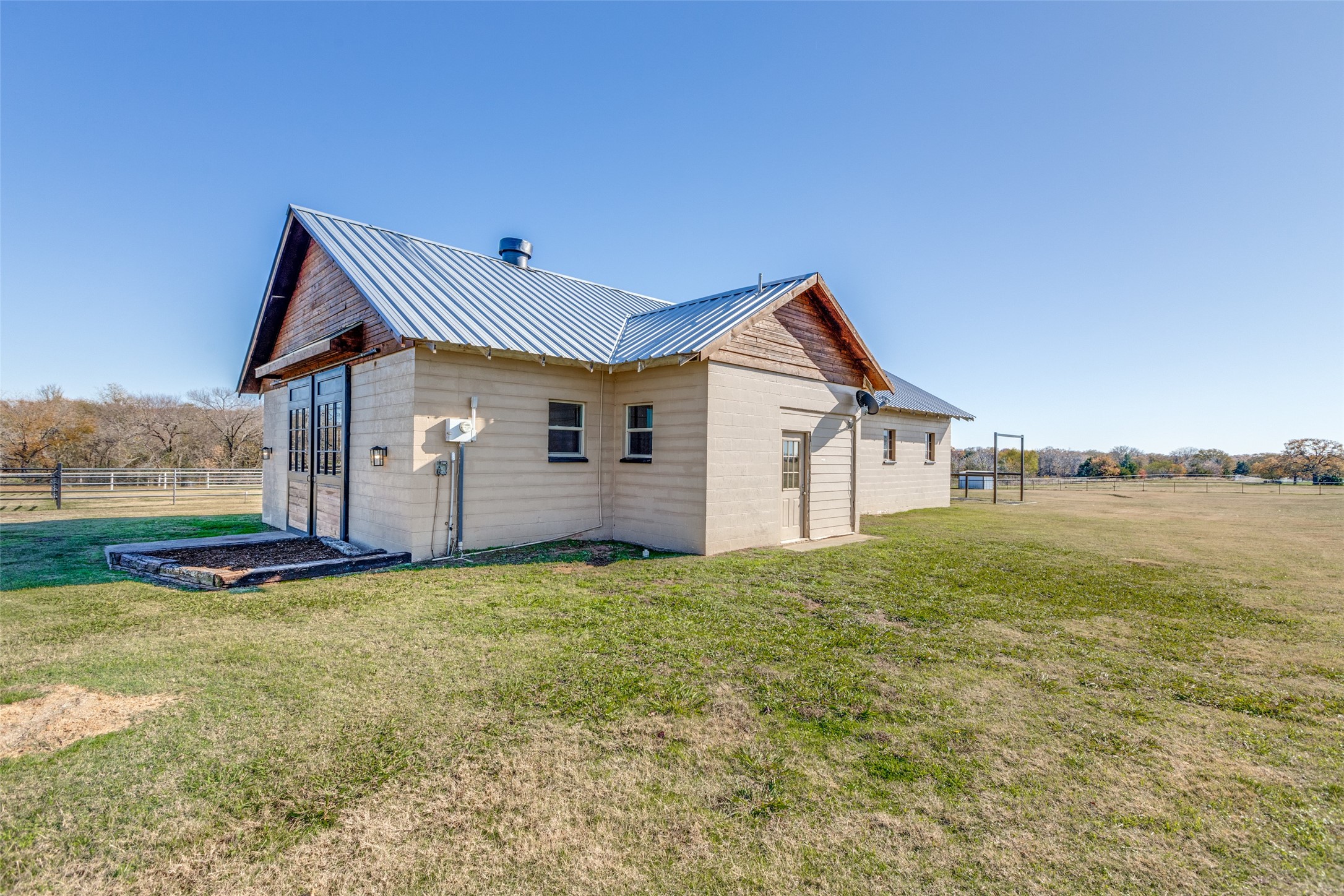 11176 Merrill Road Pilot Point TX 76258