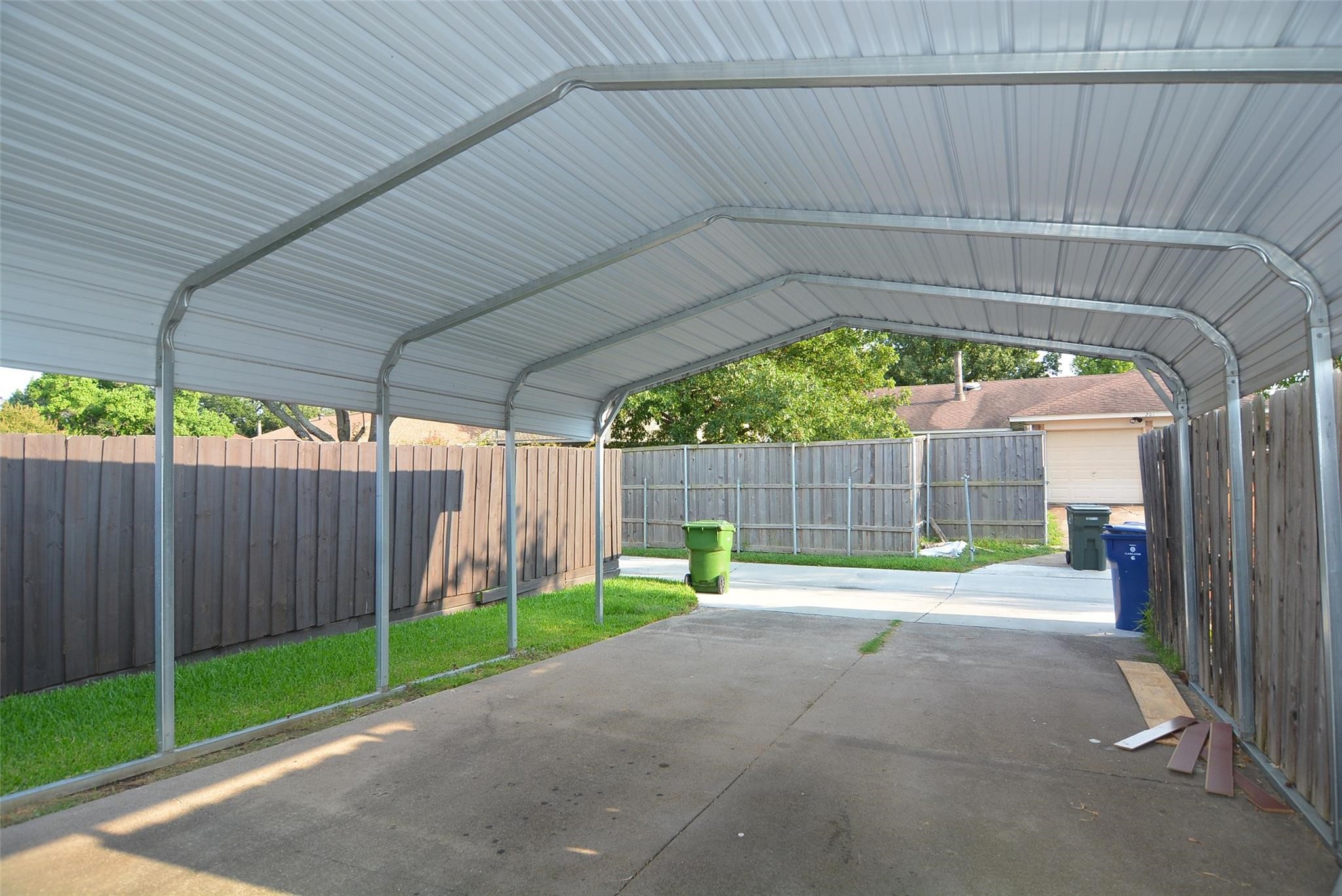 210 W Apollo Road Garland TX 75040