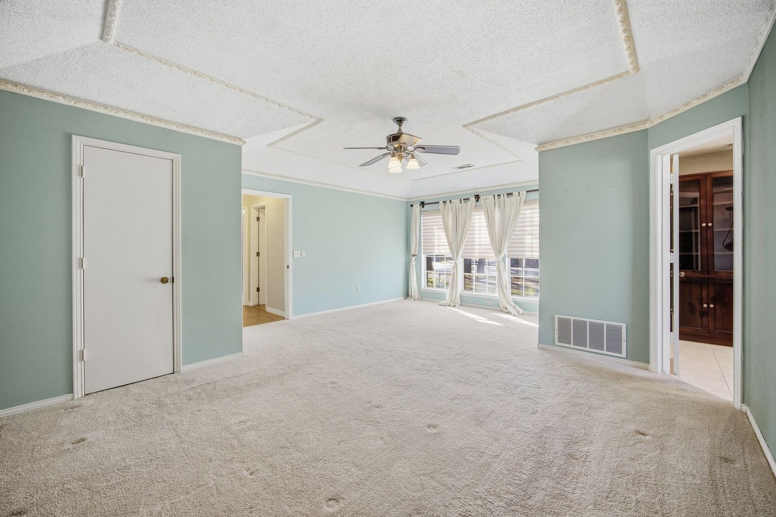 1620 Oak Meadow Drive Irving TX 75061