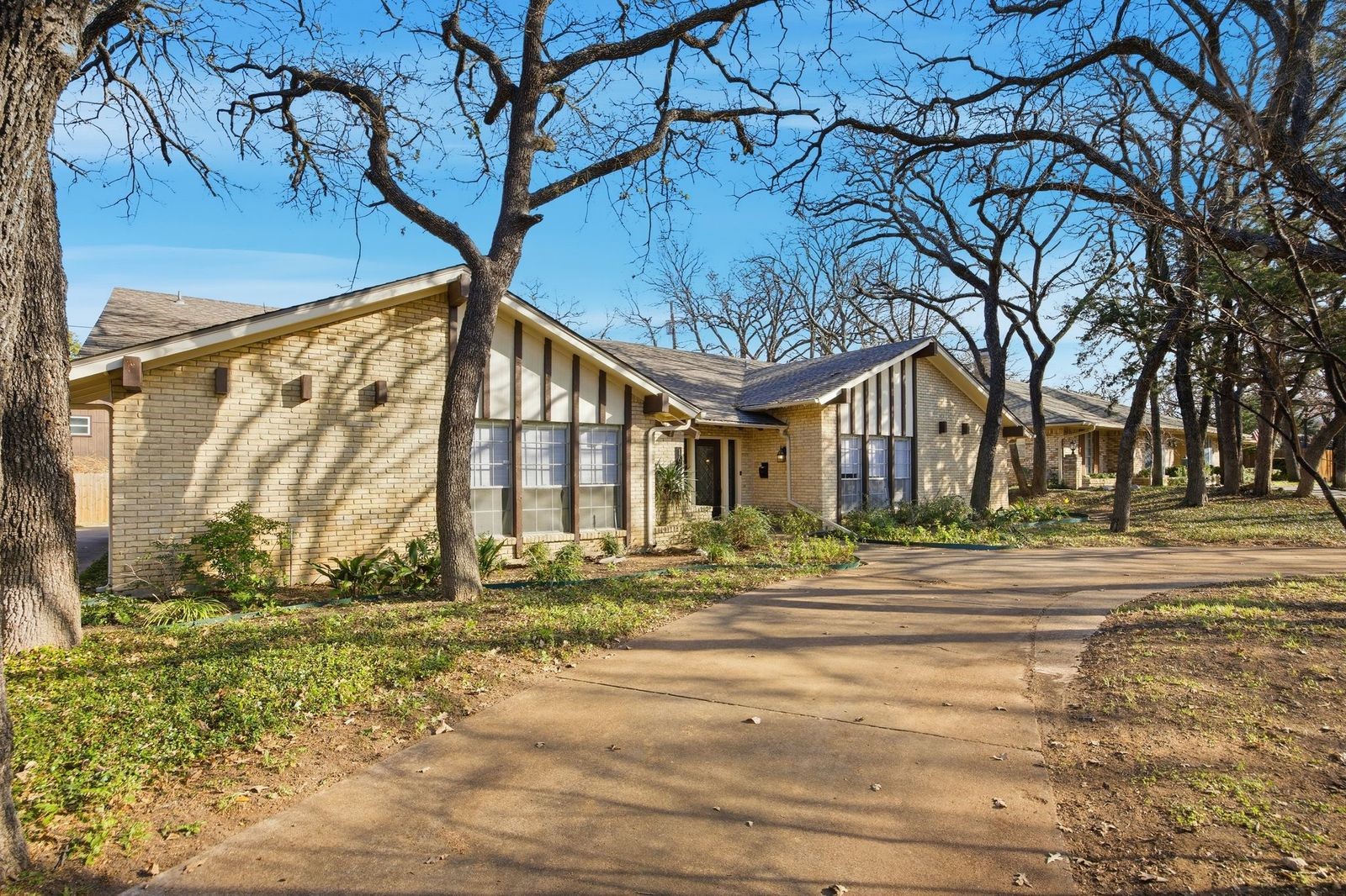 1620 Oak Meadow Drive Irving TX 75061