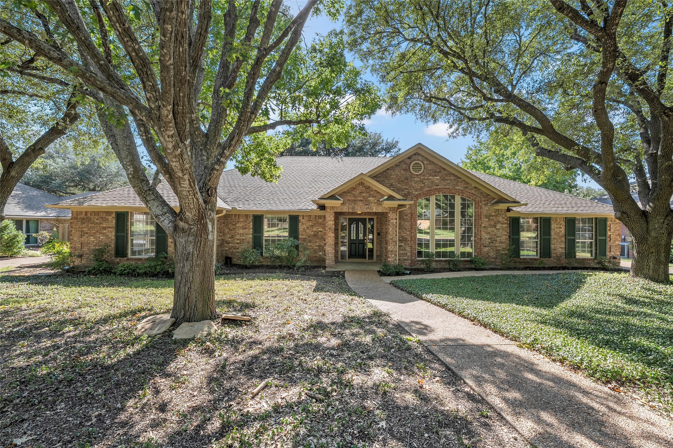 9403 Wildflower Drive Woodway TX 76712