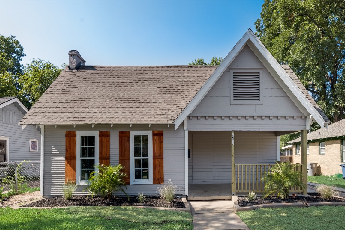 2411 Sharon Street Dallas TX 75211