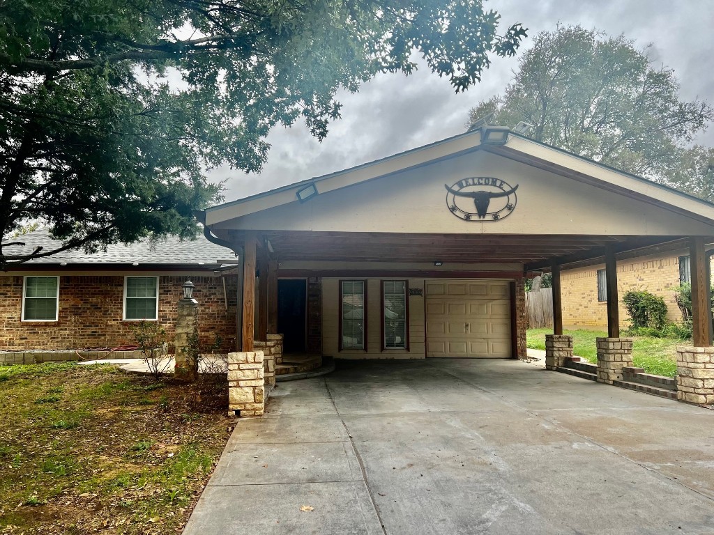 2537 Avenue A Grand Prairie TX 75051