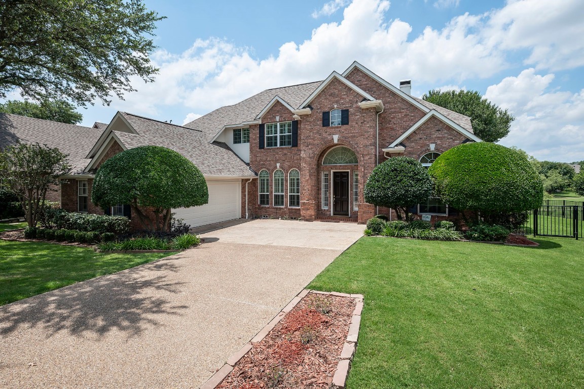 1904 Shumard Oak Lane Irving TX 75063
