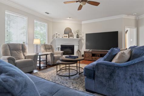 1240 Sweetwater Drive Burleson TX 76028