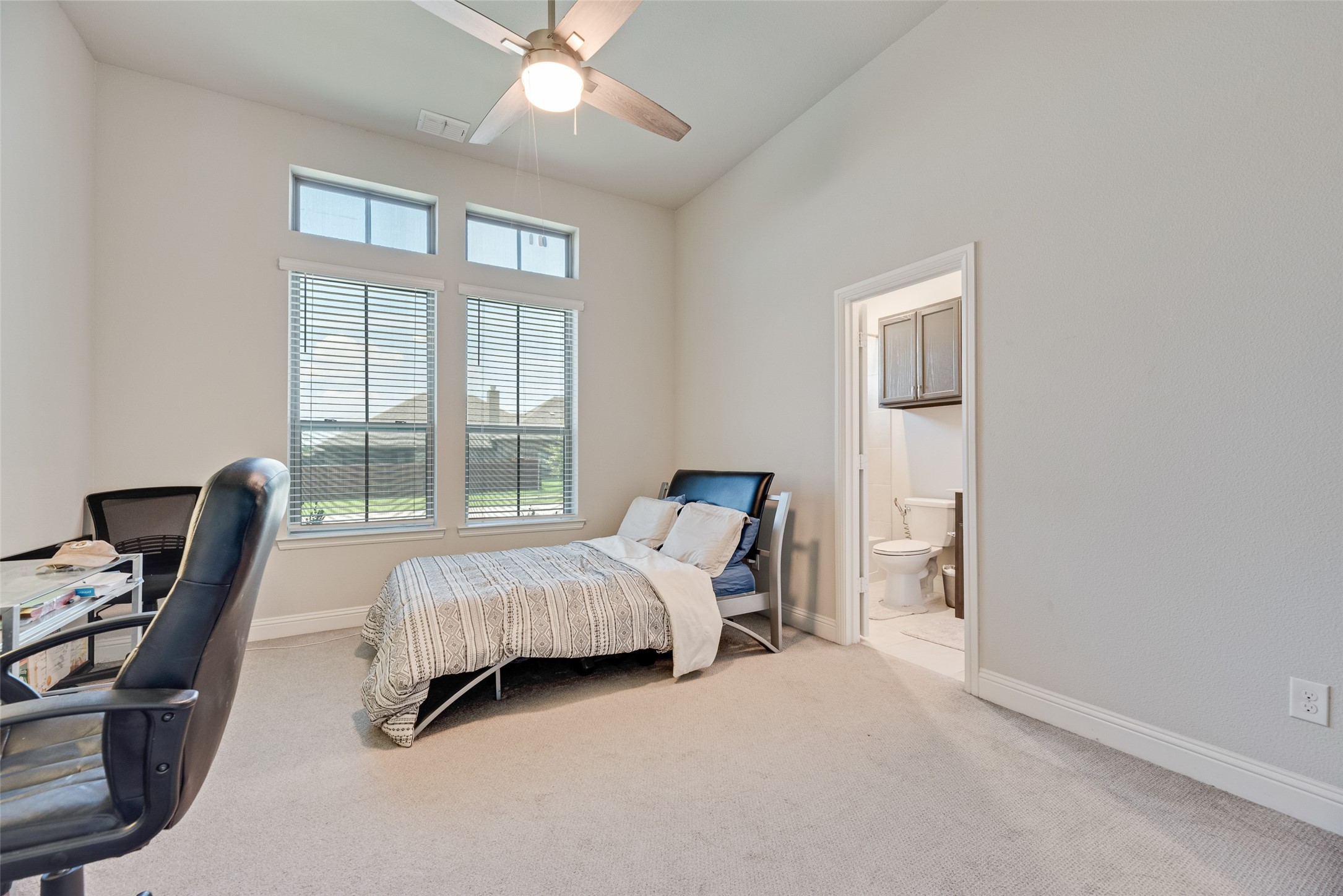 643 Woodridge Drive Oak Point TX 75068