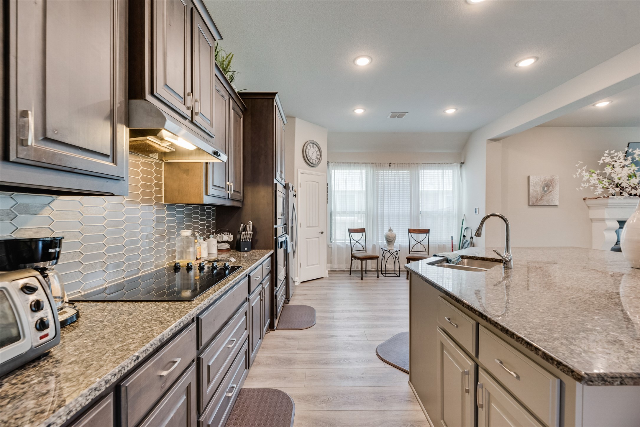 643 Woodridge Drive Oak Point TX 75068