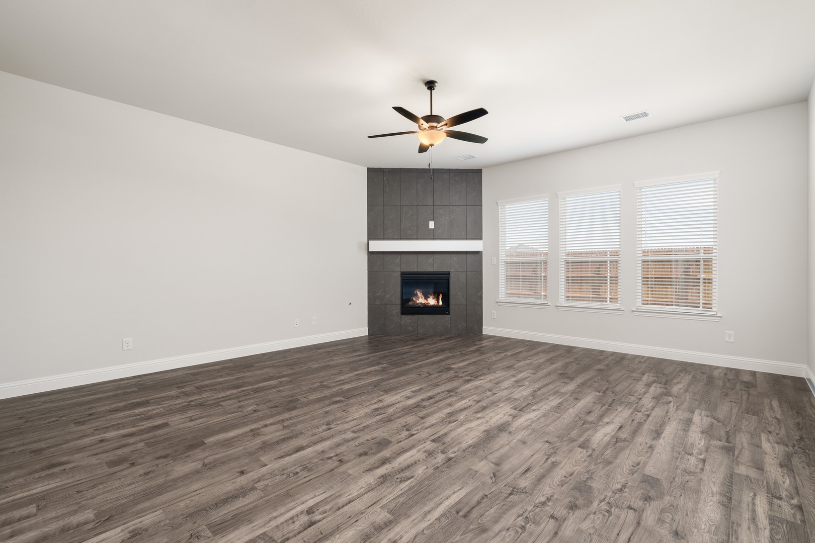 742 Oak Street Lavon TX 75166