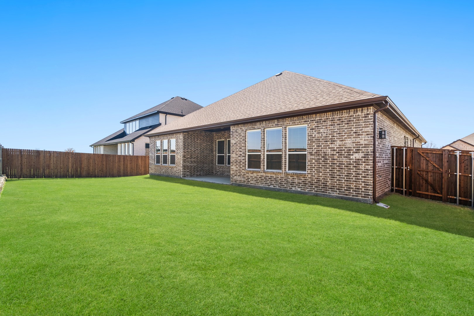 742 Oak Street Lavon TX 75166