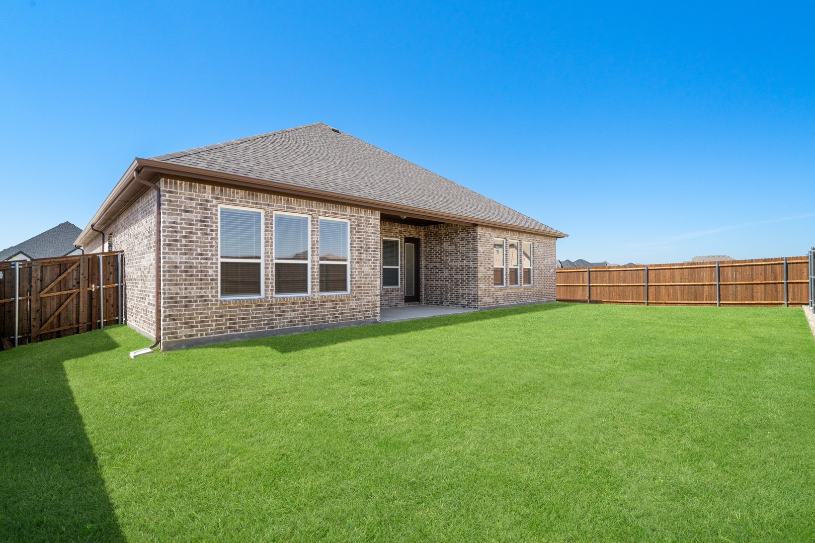 742 Oak Street Lavon TX 75166