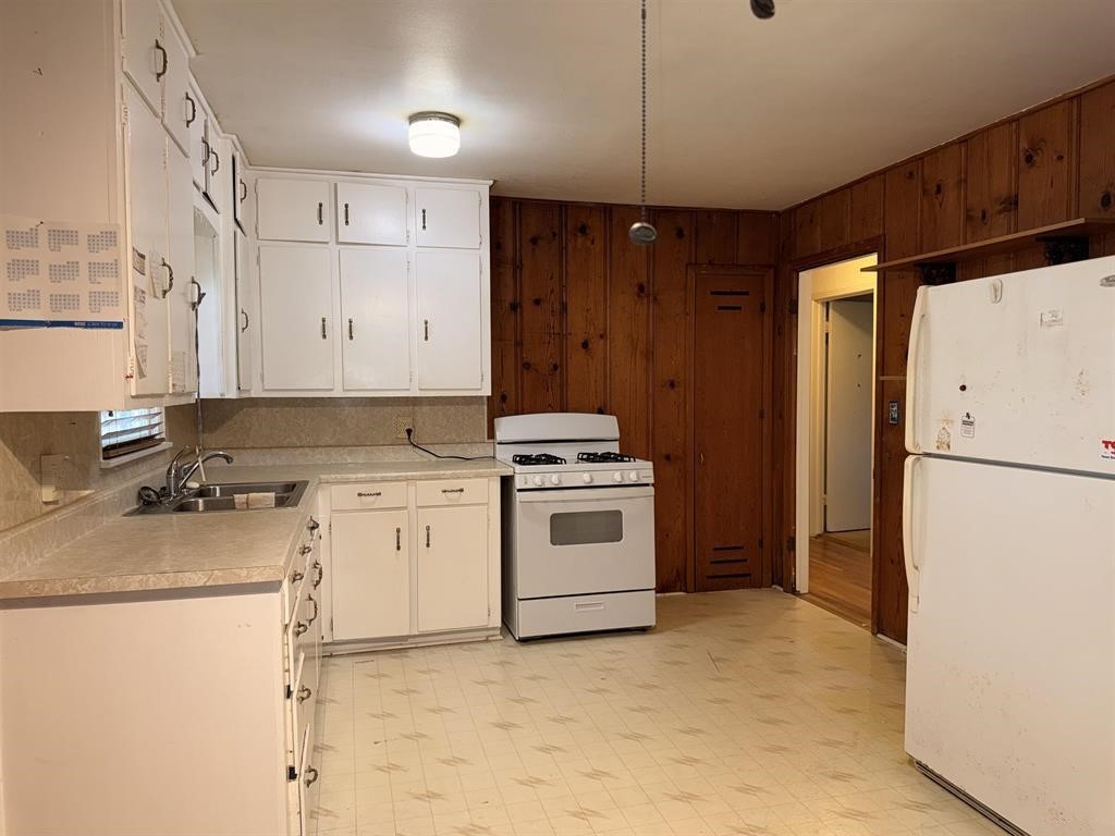 213 E Magnolia Drive Mt Pleasant TX 75455