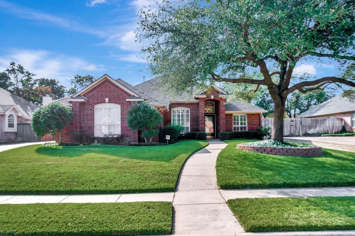 7309 Fallen Oak Drive North Richland Hills TX 76182