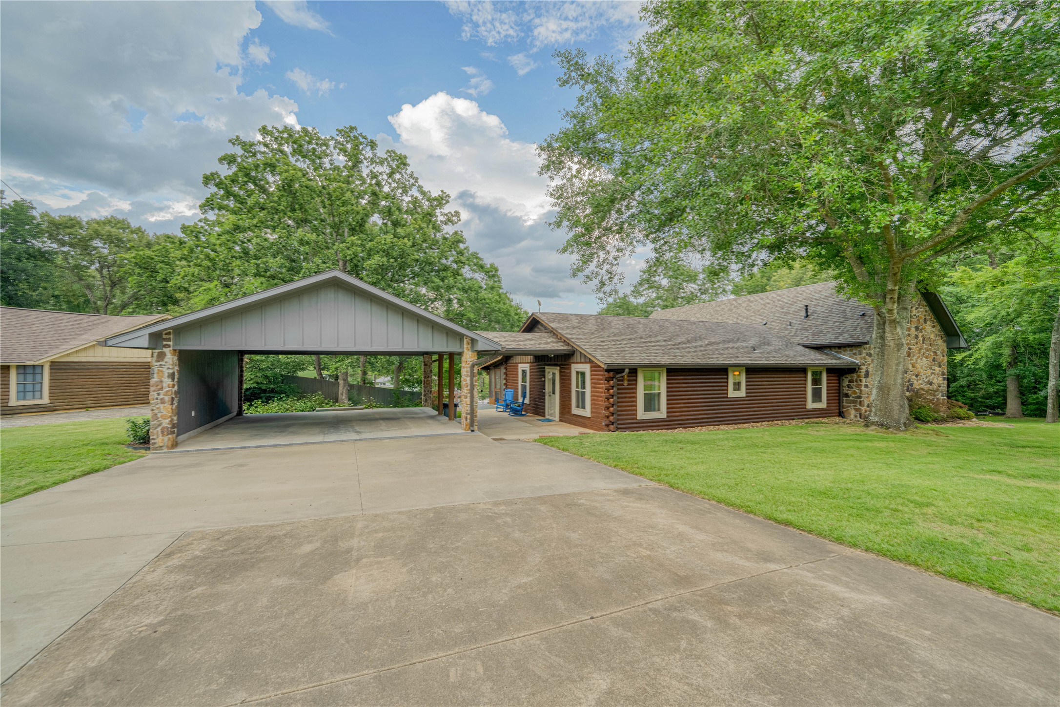 16 County Road 2131 Pittsburg TX 75686
